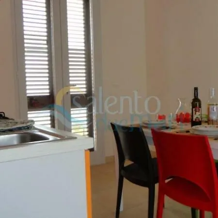 Beach House * Torre Specchia Ruggeri