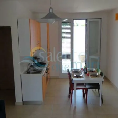 Beach House Torre Specchia Ruggeri